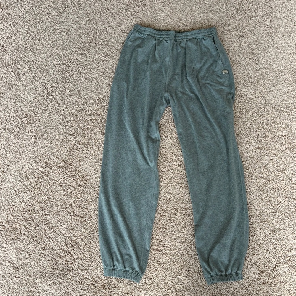 Vuori Women’s Boyfriend Dream Knit Jogger Pants Size M Laurel Heather - Picture 8 of 14